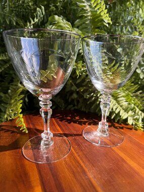 Vintage Tiffin-Franciscan Carillon Wine Glass, Etched Crystal with Platinum Rim